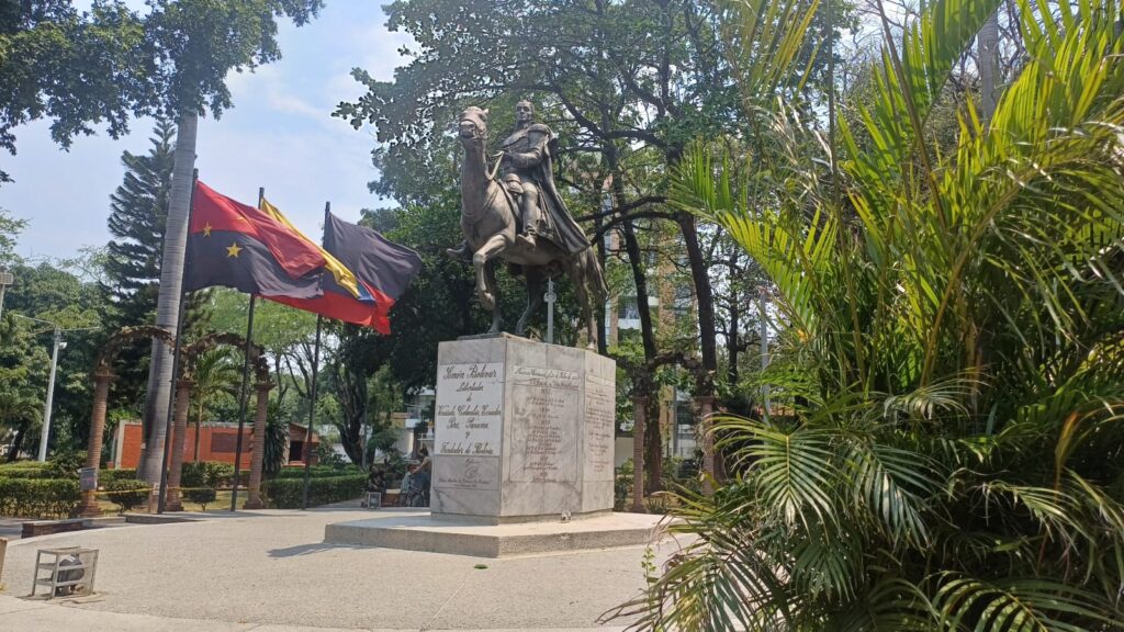 Plaza Simón Bolívar