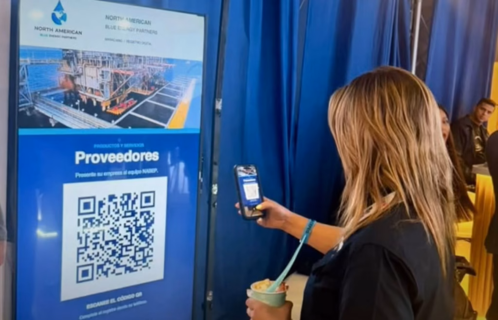 QR de postulación exhibido en la cobertura del evento en M,aracaibo