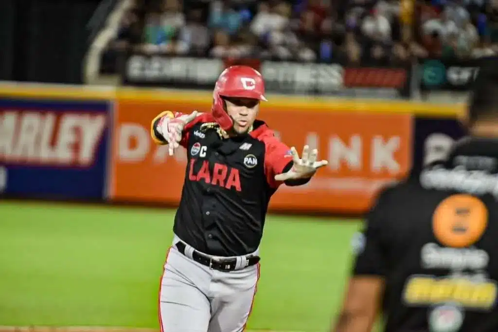 Ildemaro Vargas se fue de 5-5 en el quinto de la Serie Final. Foto: Cortesía LVBP.com