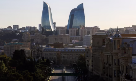 Gran Premio de Azerbaiyán 2025: velocidad extrema y riesgo en el corazón de Bakú