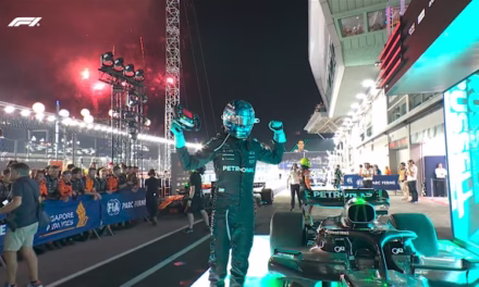 Russell conquista Singapur y McLaren ganó el título de constructores