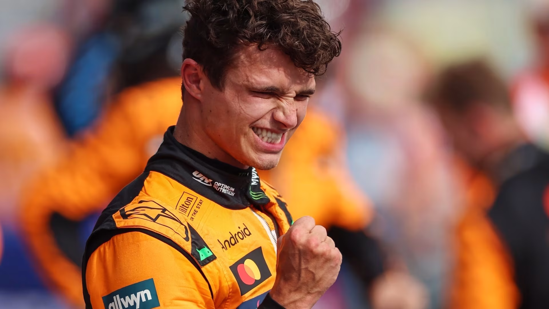 Lando Norris sigue en la lucha por el campeonato al conseguir su quinto triunfo en la temporada 2025 | Foto F1.com