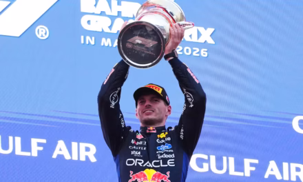 Verstappen vuelve a ganar y Ford celebra