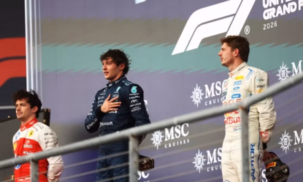 ¡Antonelli acaricia la gloria en la F1!