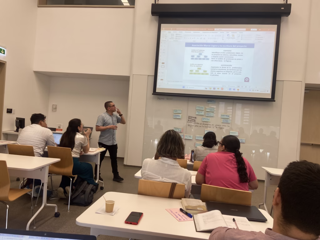 Organizaciones sociales de la Costa-Aflora