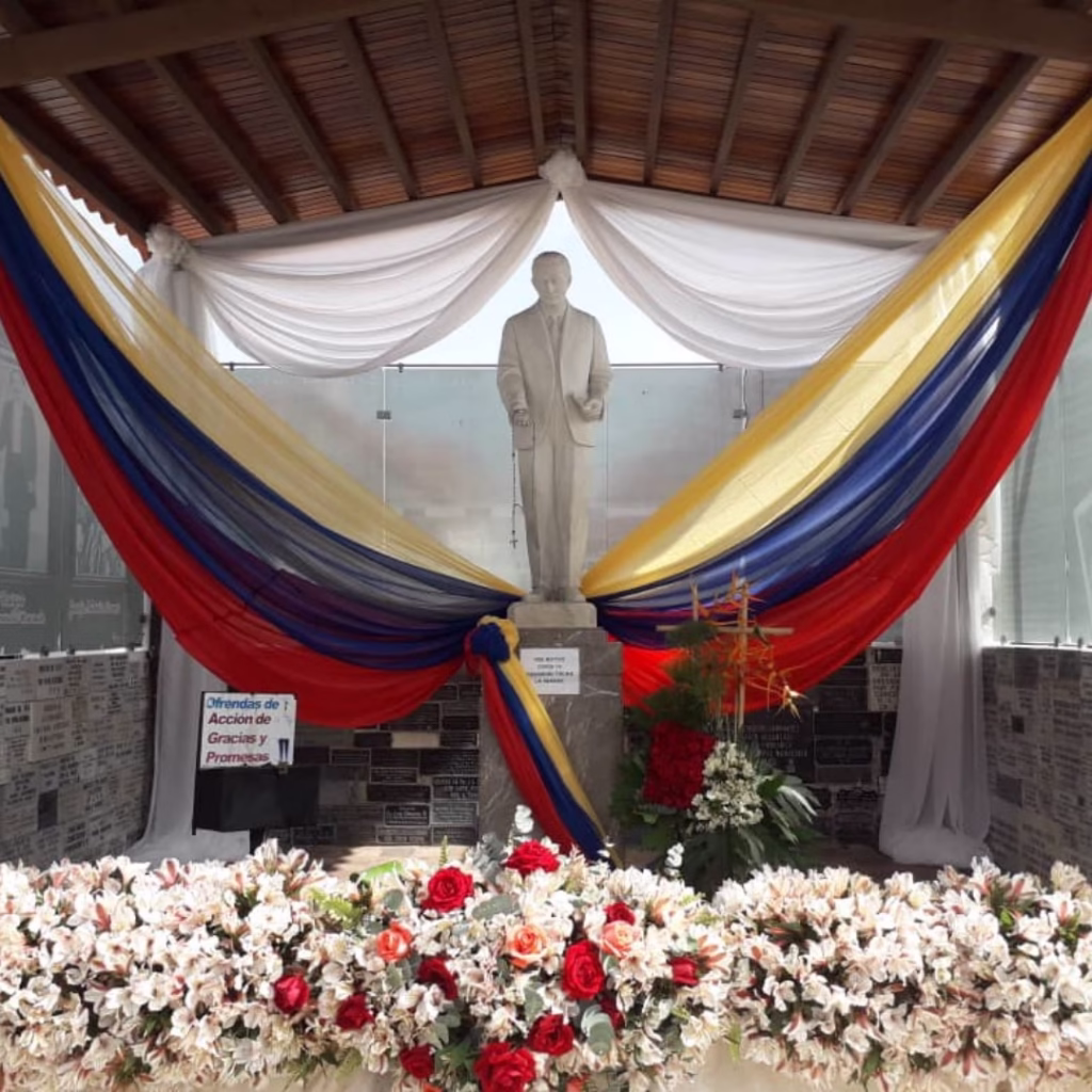 La Madre Carmen y José Gregorio Hernández se convertirán en los primeros Santos de Venezuela