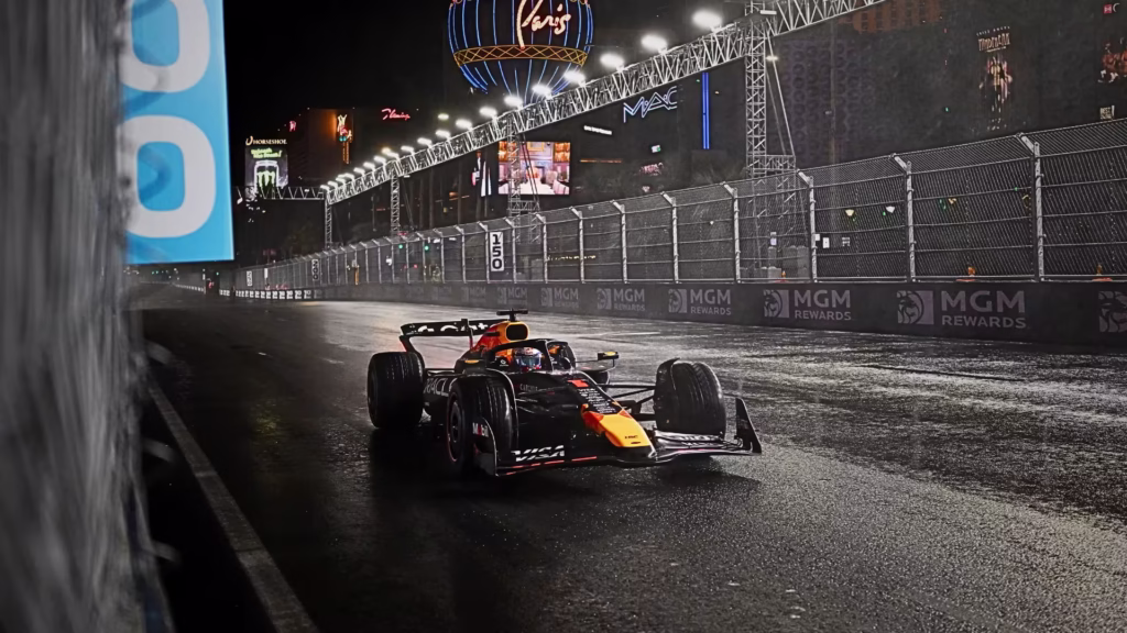 Max Verstappen en las Vegas | Foto: Cortesía f1.com