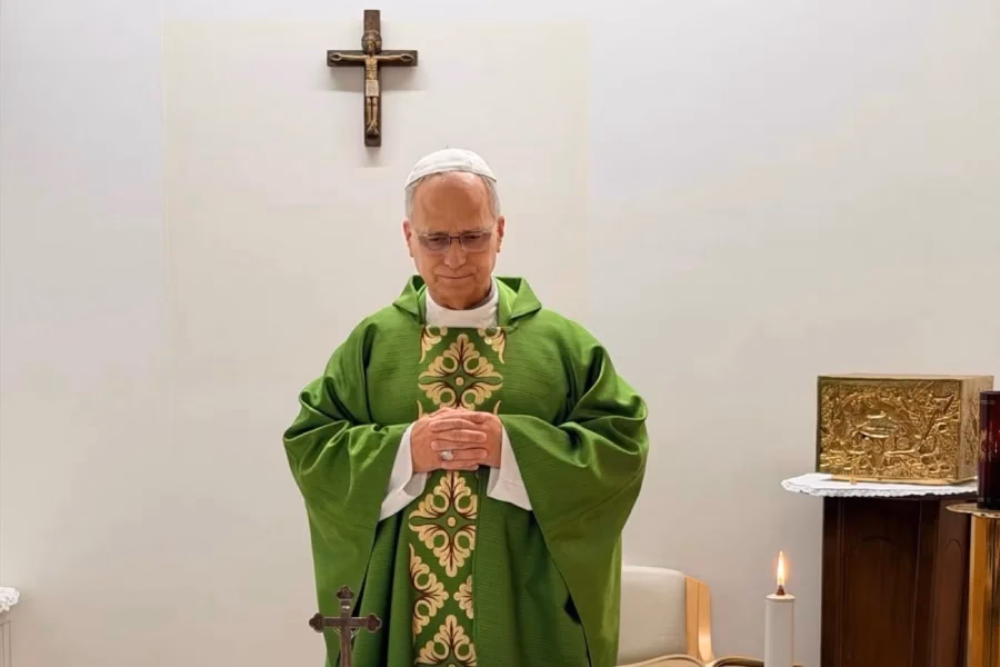 El papa León XIV se recupera tras una cirugía