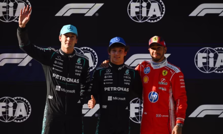 Antonelli conquista China y Mercedes firma el 1-2