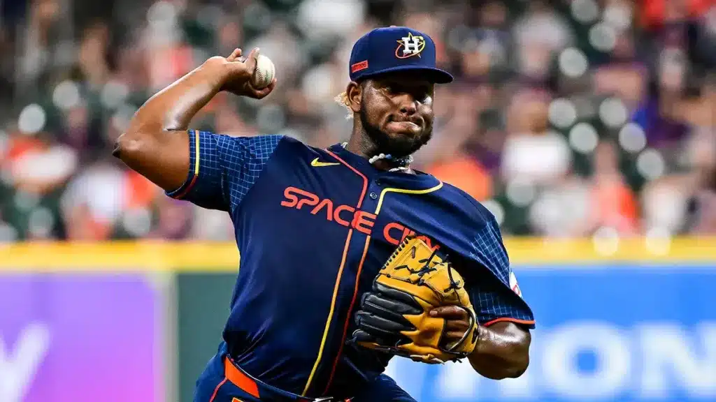 Ronel Blanco aporta al pitcheo de los Astros de Houston. Foto: Cortesía MLB.com