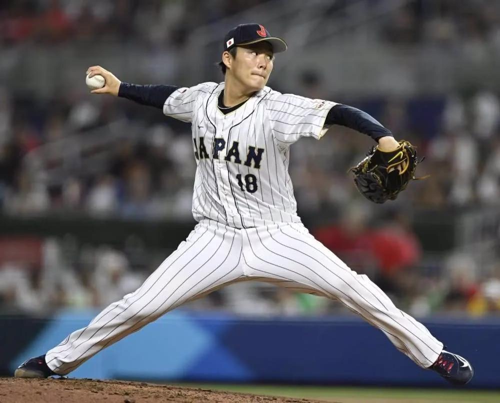 Yoshinobu Yamamoto con la responsabilidad de conducir la victoria japonesa | Foto: Cortesía MLB.com