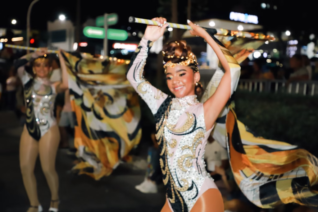 Los tambores marcan el ritmo ancestral del desfile organizado por Fayfa para homenajear 50 años de Palma Africana