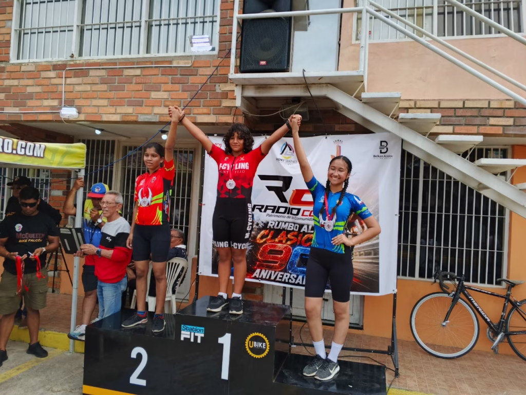 Karla en ciclismo
