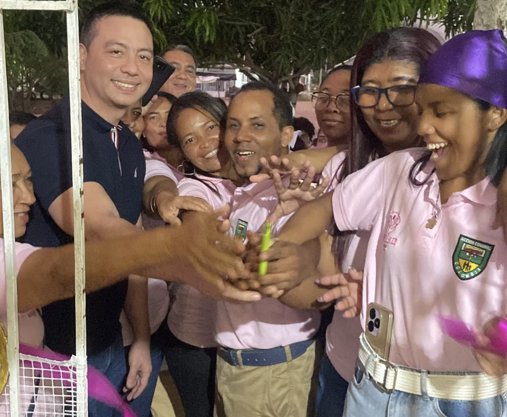 Mujeres Asmevaloro del proyecto EmpoderArte en Malambo