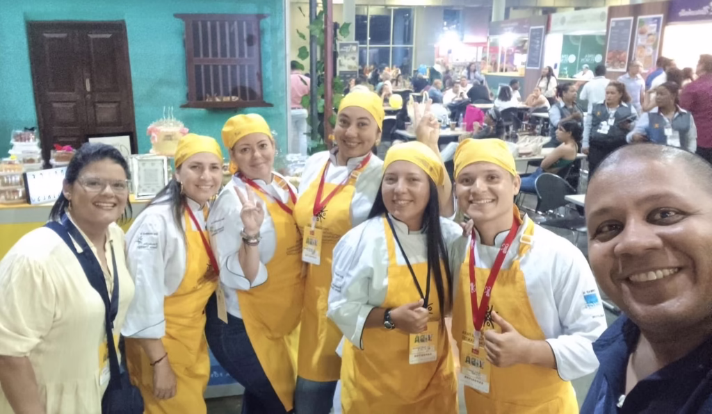 El equipo de Rostro Caribe, dijo presente en el incio de la Feria Sabor Barranquilla 2025