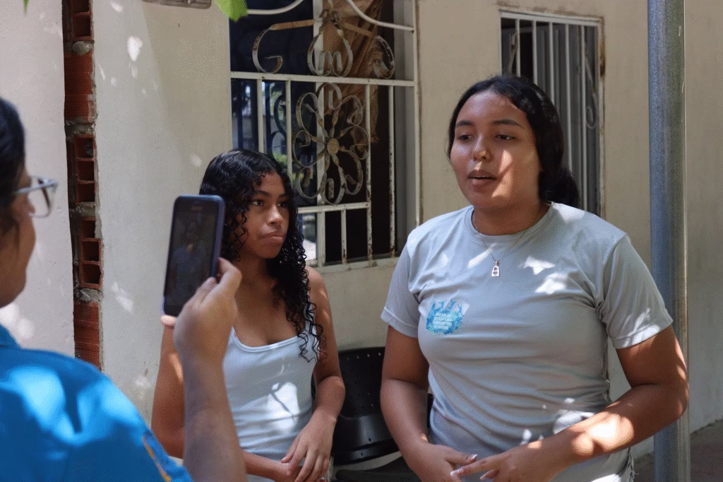 Jóvenes con la campaña contra la ESCNNA