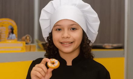 Liz Reposterita nos enseña a decorar donitas