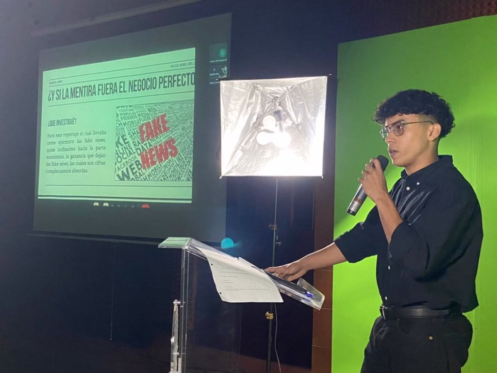 Realizan VII Muestra Periodística en URBE