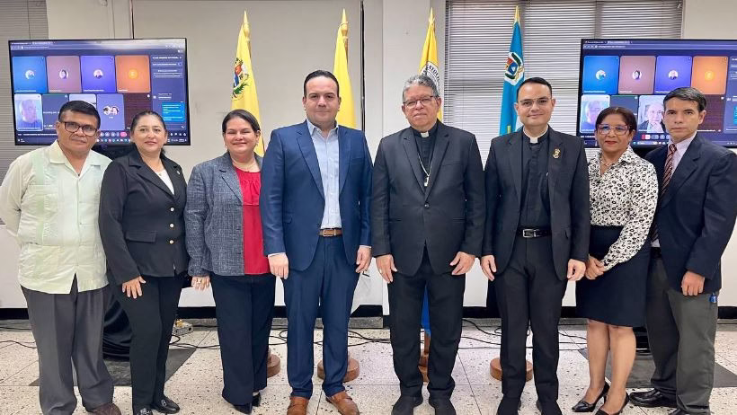 UNICA y su primer doctorado